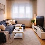 Dd Apartman *